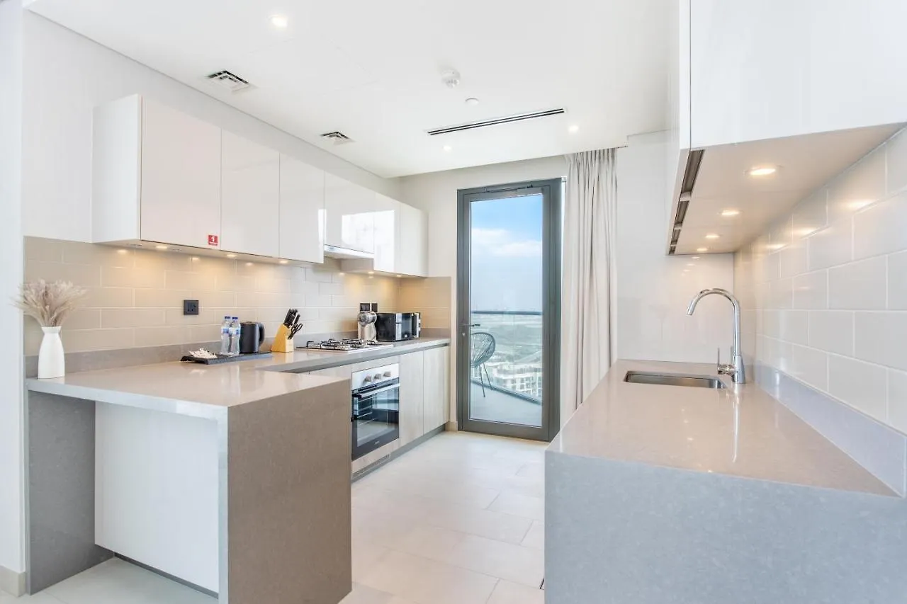 Stay By Latinem Luxury 2Br Holiday Home W2703 Near Burj Khalifa Dubai Apartment